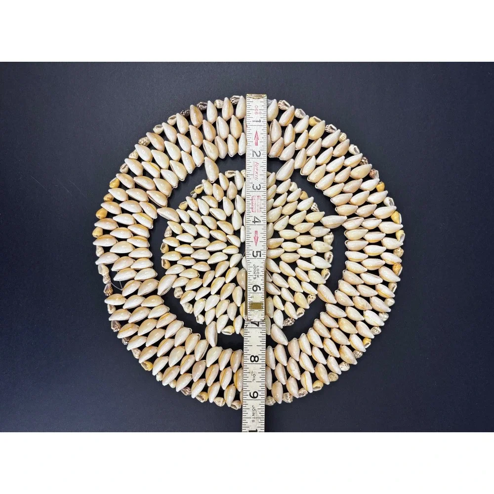 Set of 2 Vintage Cowrie Shell Round Placemats Trivets Coastal Boho Decor 8.5